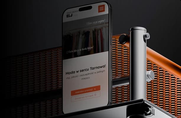 Projektowanie stron internetowych, przykład strony przedstawiony na telefonie
